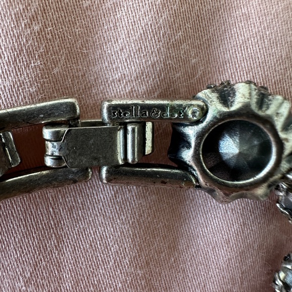 Stella & Dot Elegant Silver Necklace - Picture 3 of 6